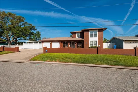 1449 45th Avenue NE St Petersburg FL 33703