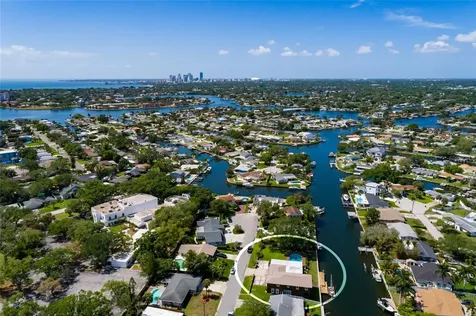 1449 45th Avenue NE St Petersburg FL 33703