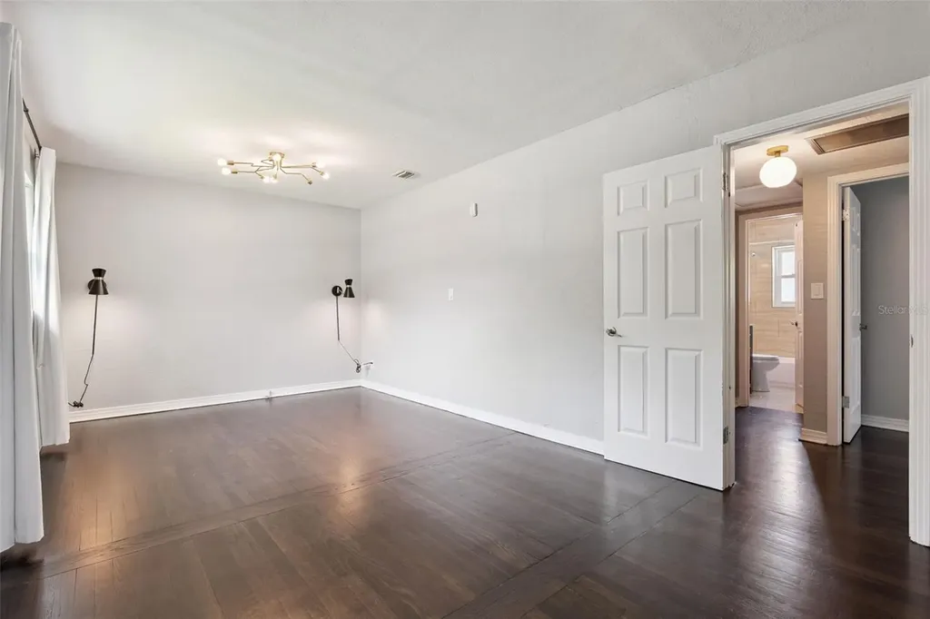 2001 Gale Street Orlando FL 32803