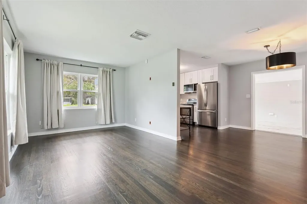 2001 Gale Street Orlando FL 32803