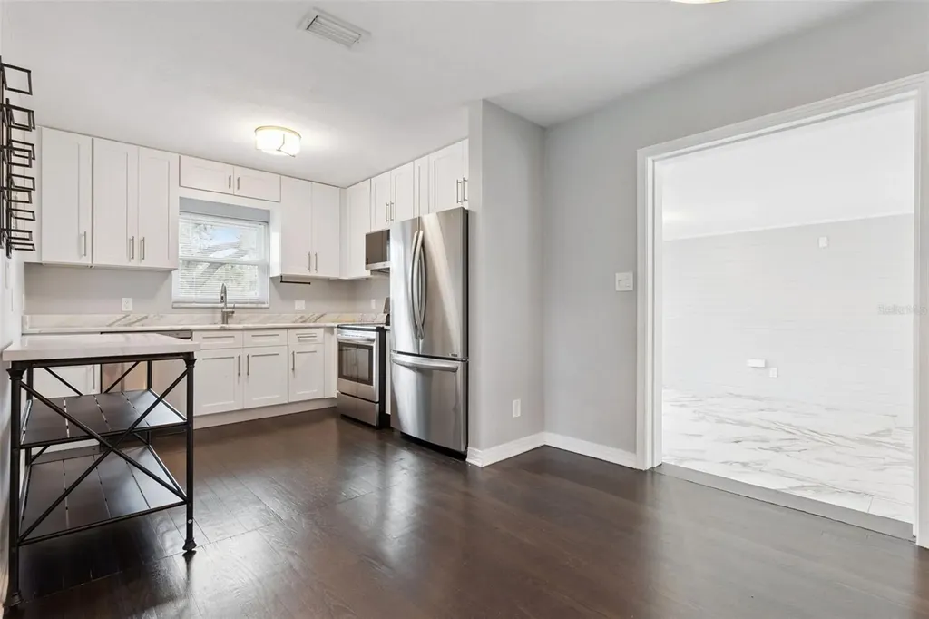 2001 Gale Street Orlando FL 32803