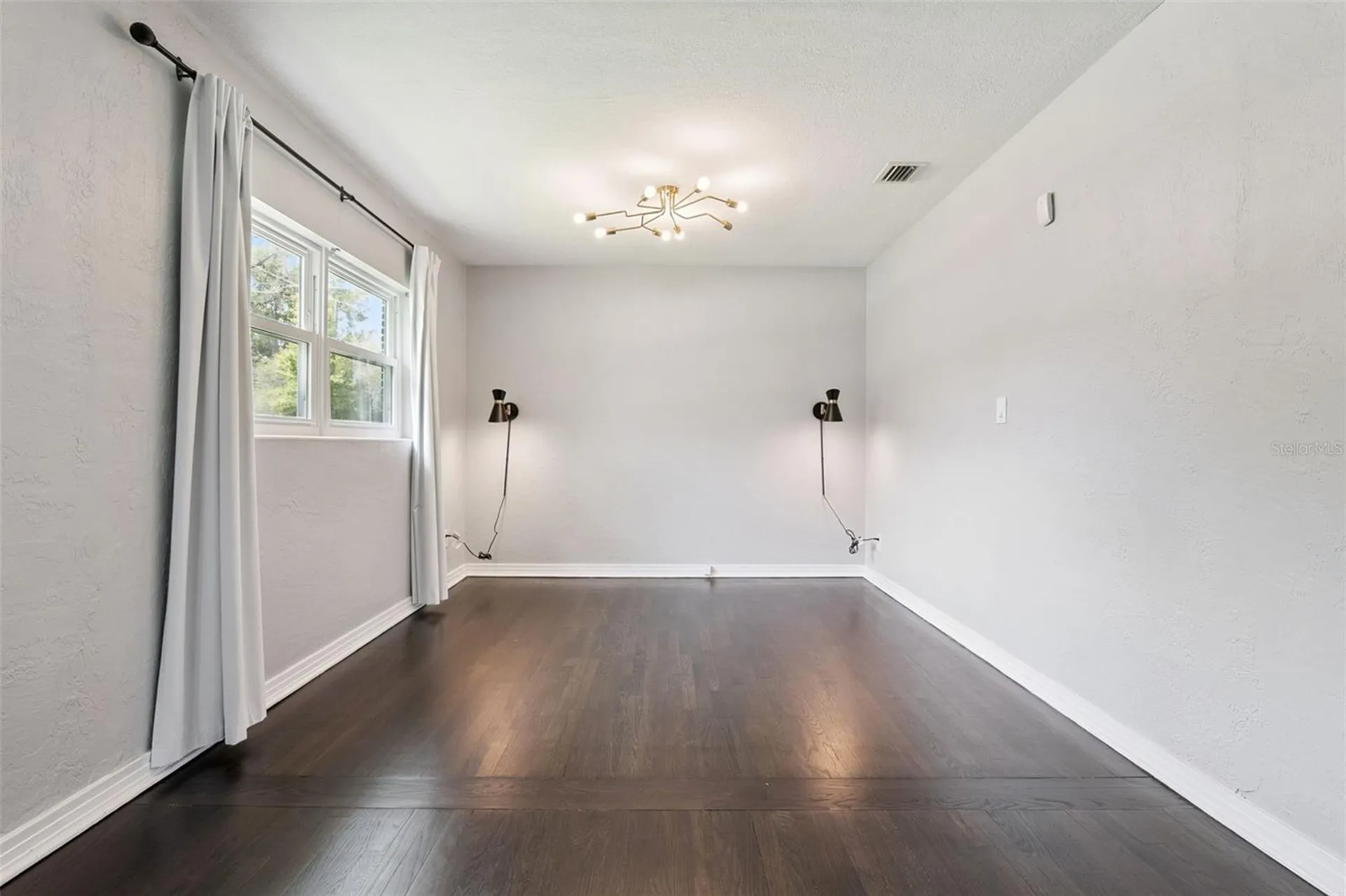 2001 Gale Street Orlando FL 32803