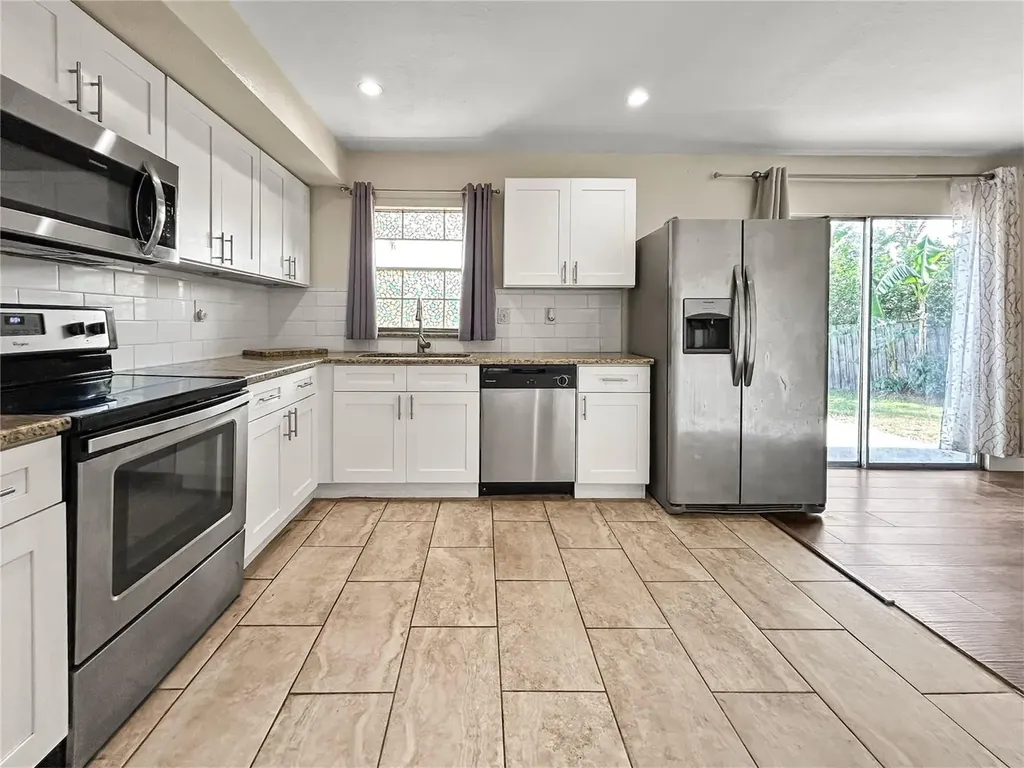 2802 Christie Lane Lakeland FL 33812
