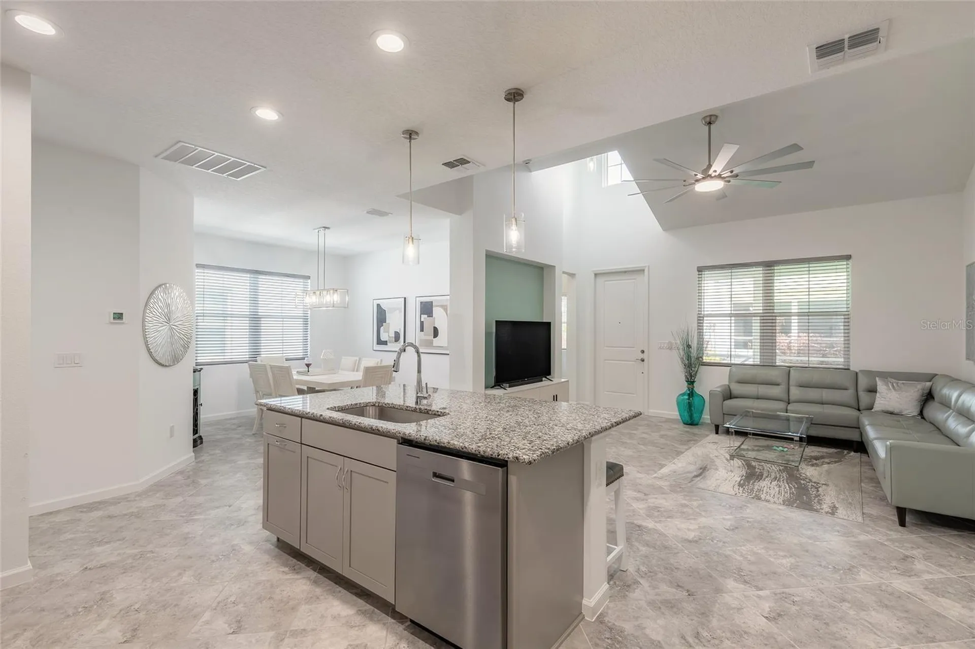 331 Cool Waters Way Daytona Beach FL 32124
