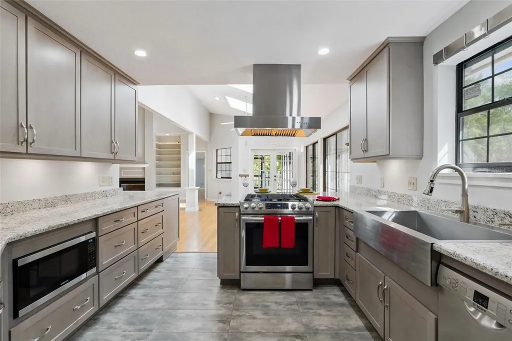156 Big Oak Bend Chuluota FL 32766