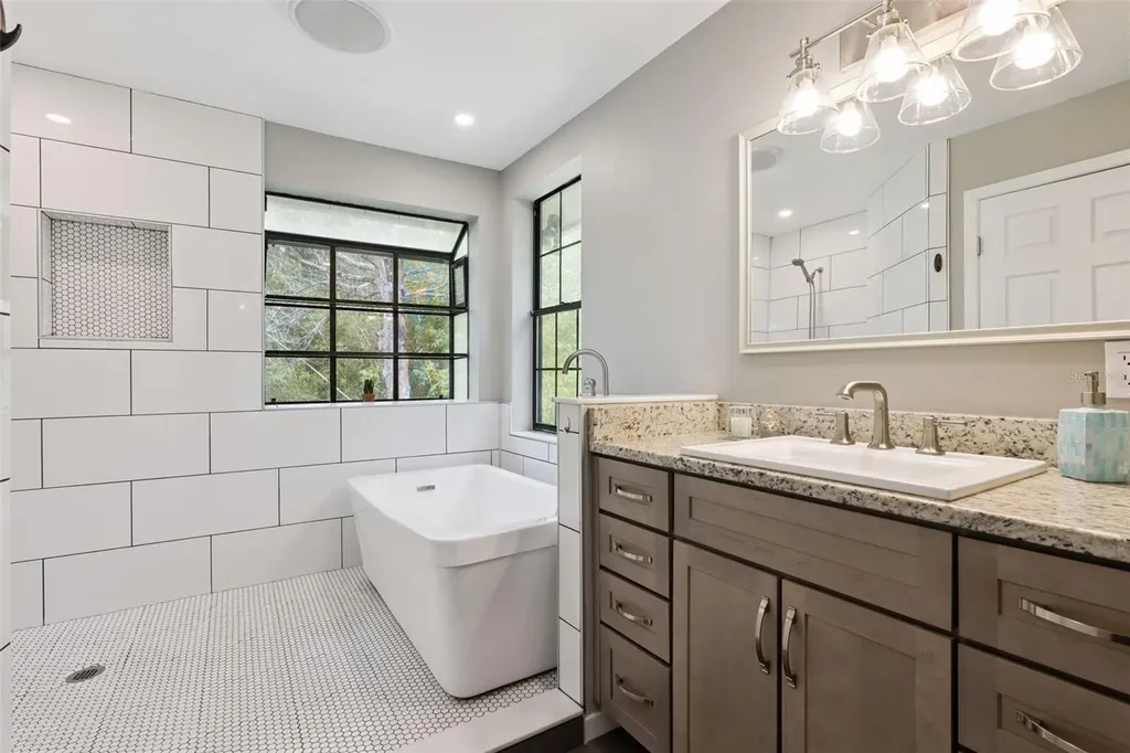 156 Big Oak Bend Chuluota FL 32766