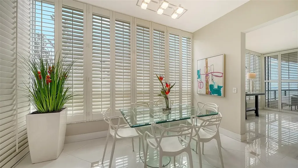 415 L Ambiance Drive Longboat Key FL 34228