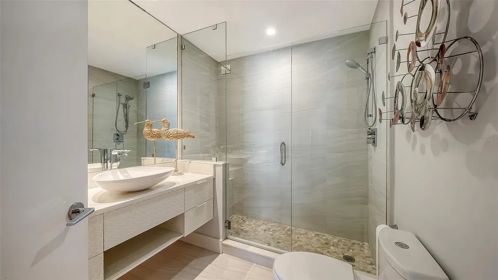 415 L Ambiance Drive Longboat Key FL 34228