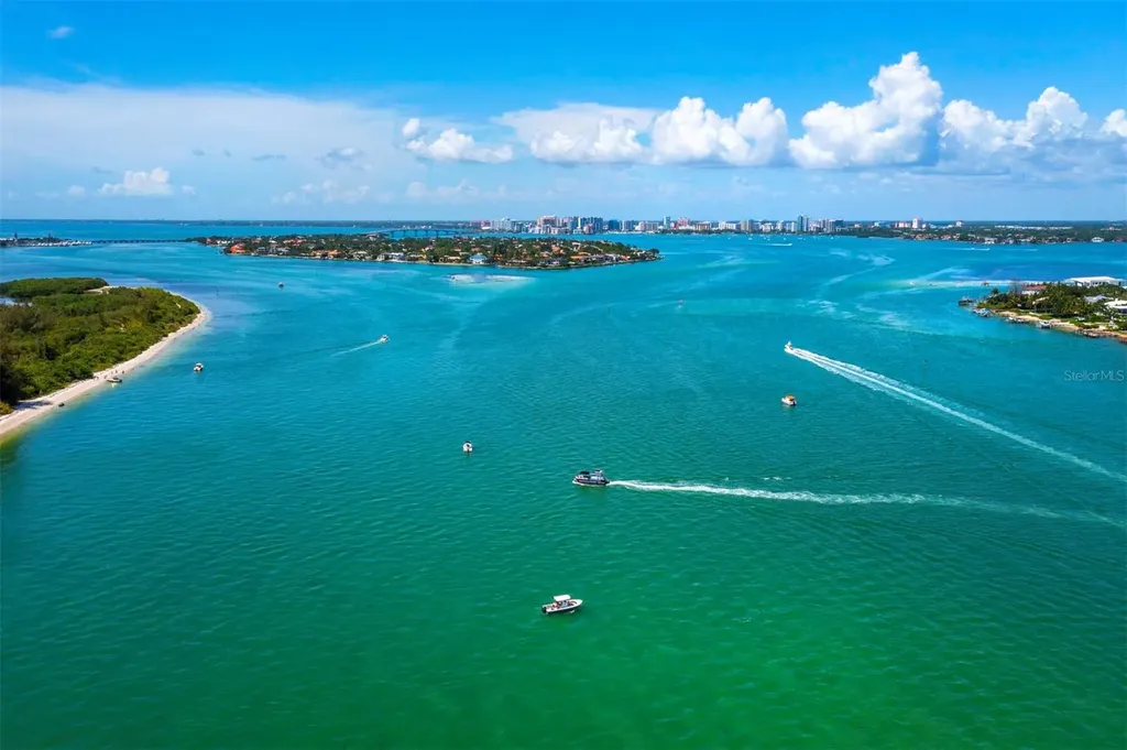 415 L Ambiance Drive Longboat Key FL 34228