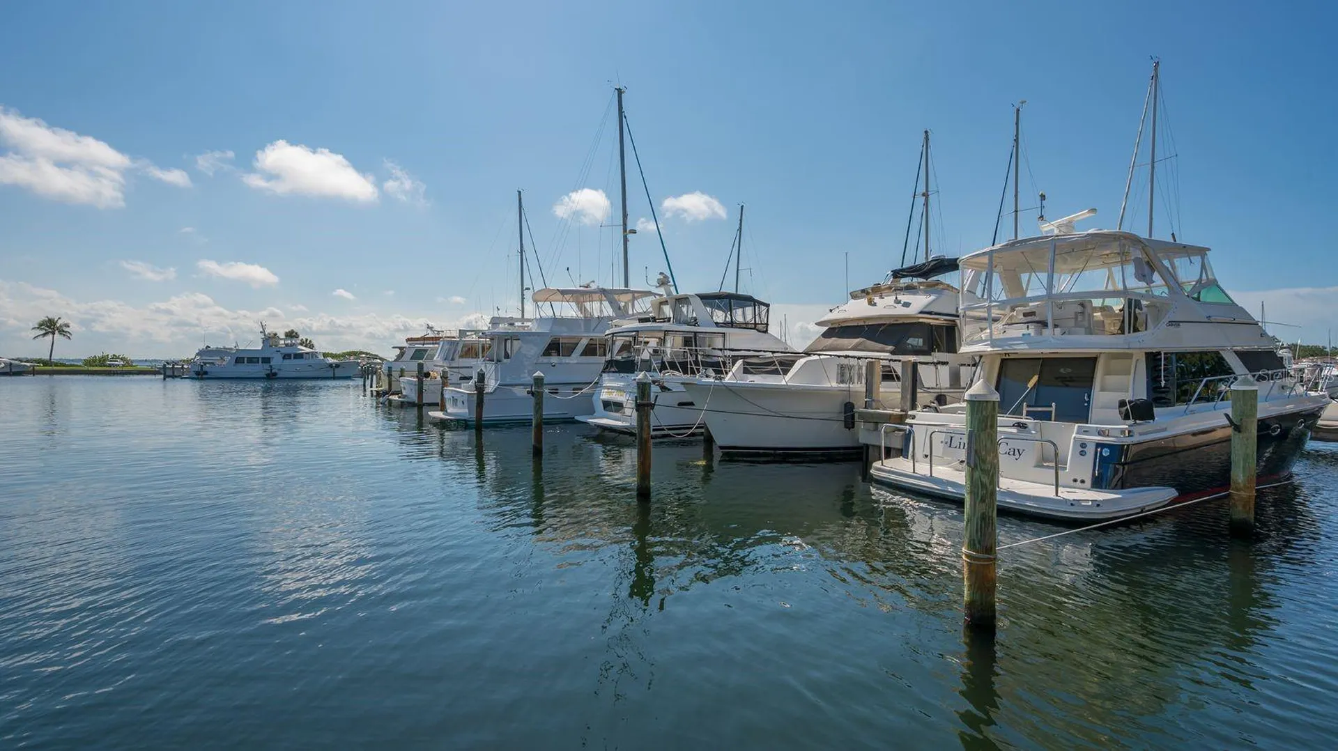 415 L Ambiance Drive Longboat Key FL 34228