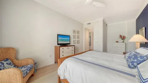 415 L Ambiance Drive Longboat Key FL 34228
