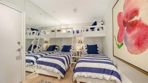 415 L Ambiance Drive Longboat Key FL 34228