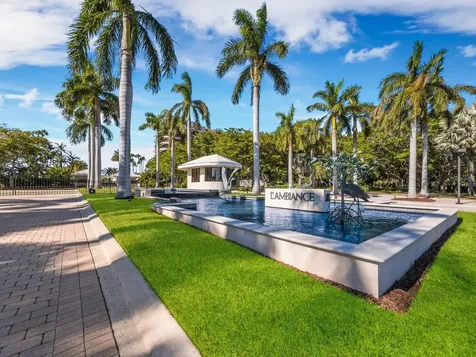 415 L Ambiance Drive Longboat Key FL 34228