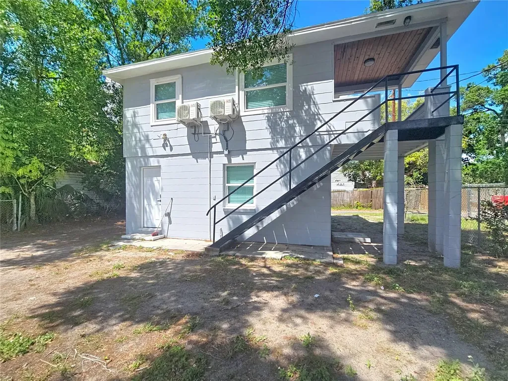 1035 15th Avenue S St Petersburg FL 33705