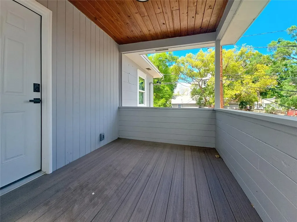 1035 15th Avenue S St Petersburg FL 33705