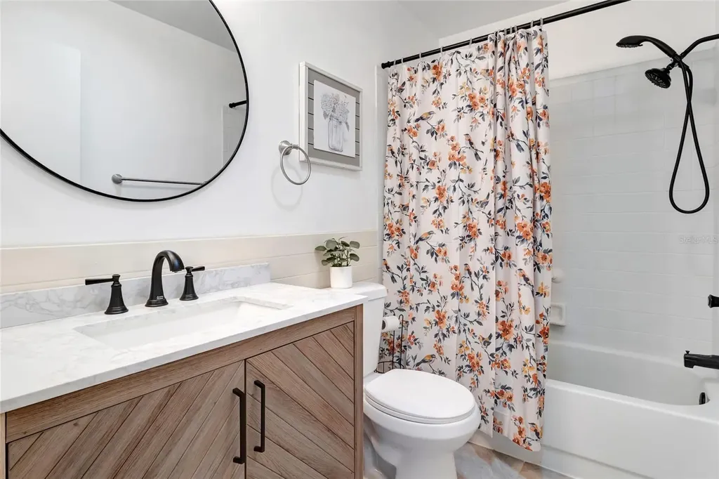 27 Gordon Court Leesburg FL 34788