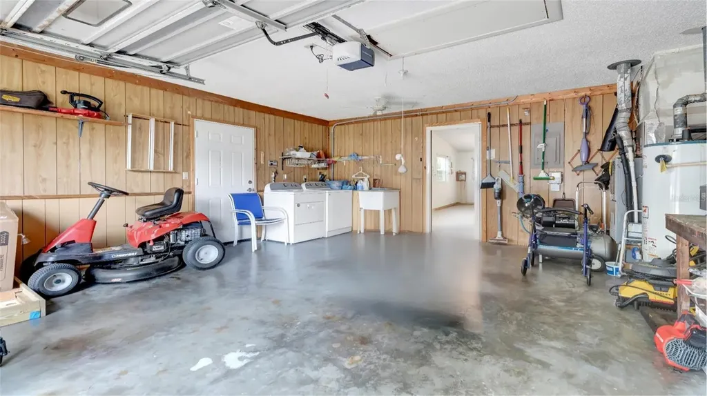 27 Gordon Court Leesburg FL 34788