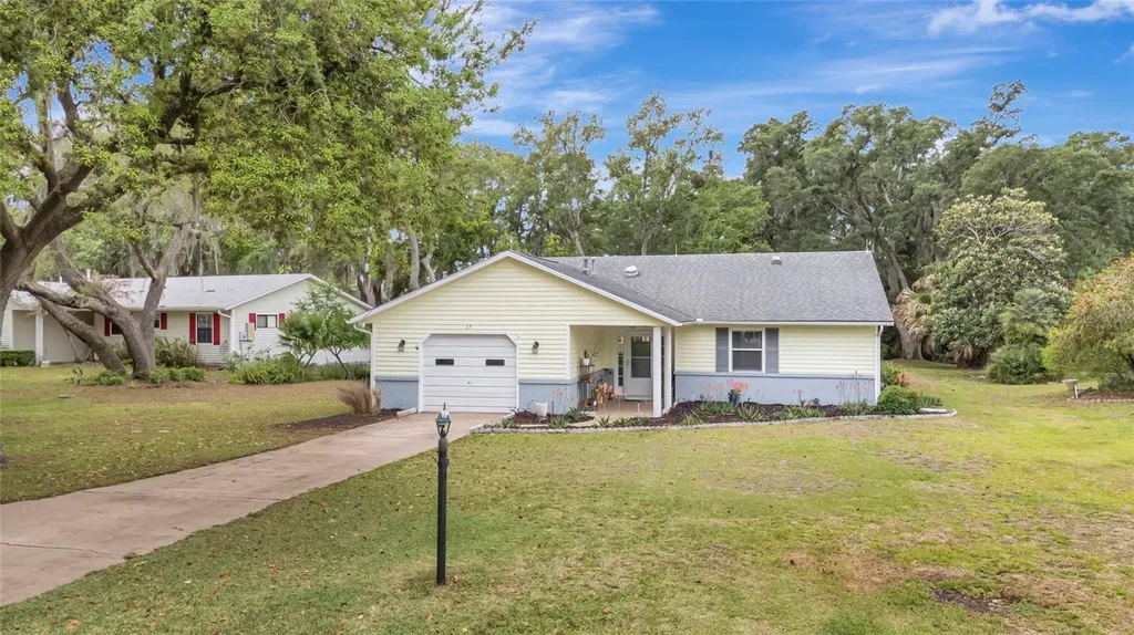 27 Gordon Court Leesburg FL 34788