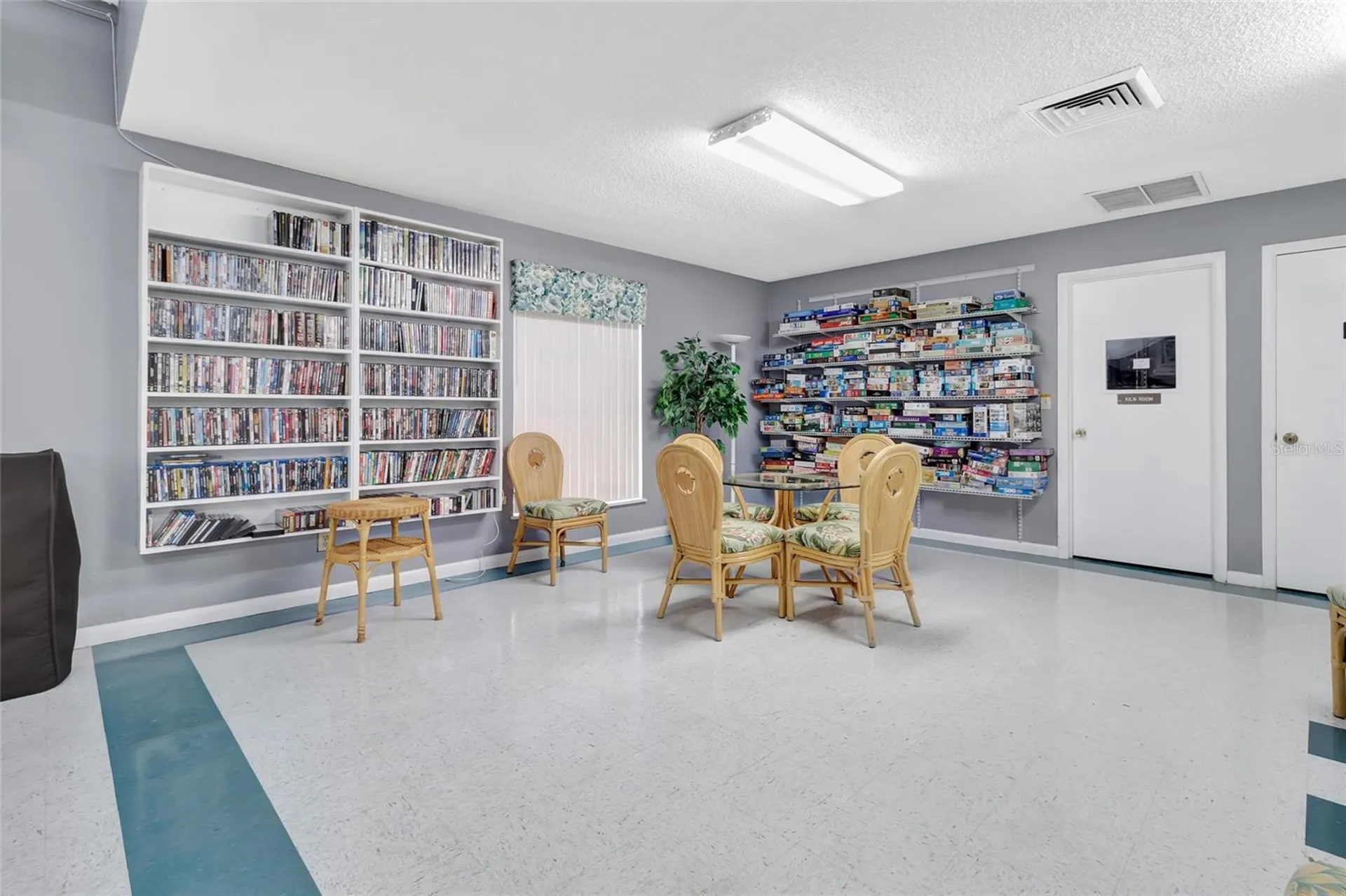 27 Gordon Court Leesburg FL 34788
