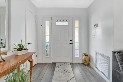 27 Gordon Court Leesburg FL 34788