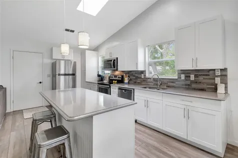27 Gordon Court Leesburg FL 34788