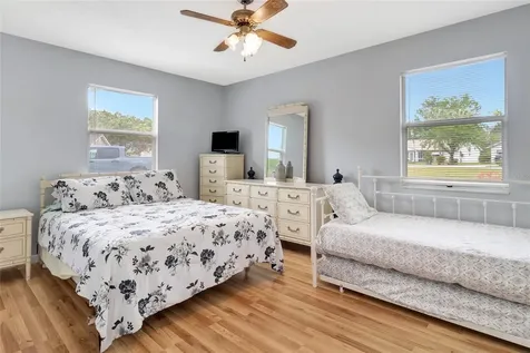 27 Gordon Court Leesburg FL 34788