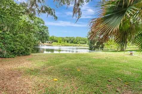 27 Gordon Court Leesburg FL 34788