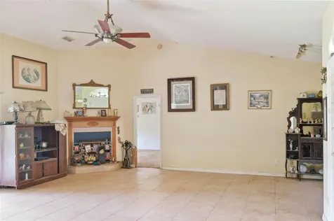 2700 Waccassa Street Geneva FL 32732