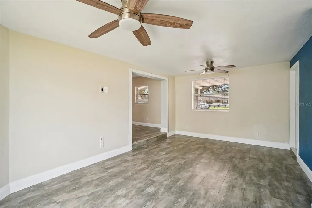541 Firefly Lane Apollo Beach FL 33572