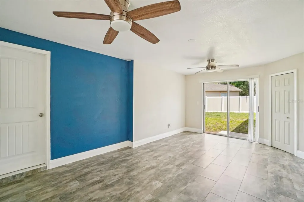 541 Firefly Lane Apollo Beach FL 33572
