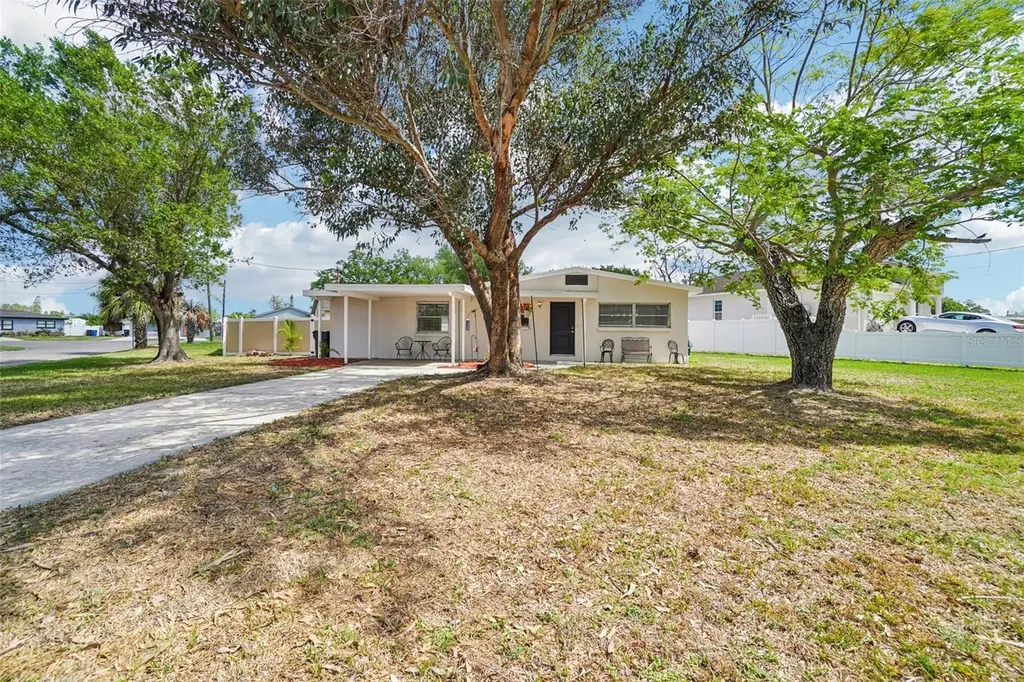 541 Firefly Lane Apollo Beach FL 33572