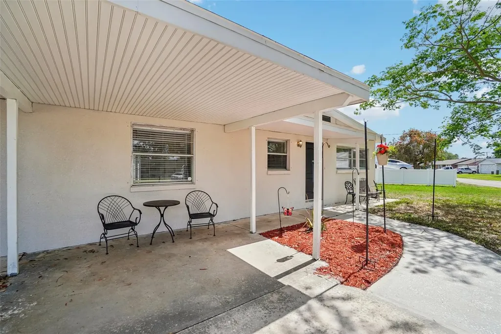 541 Firefly Lane Apollo Beach FL 33572