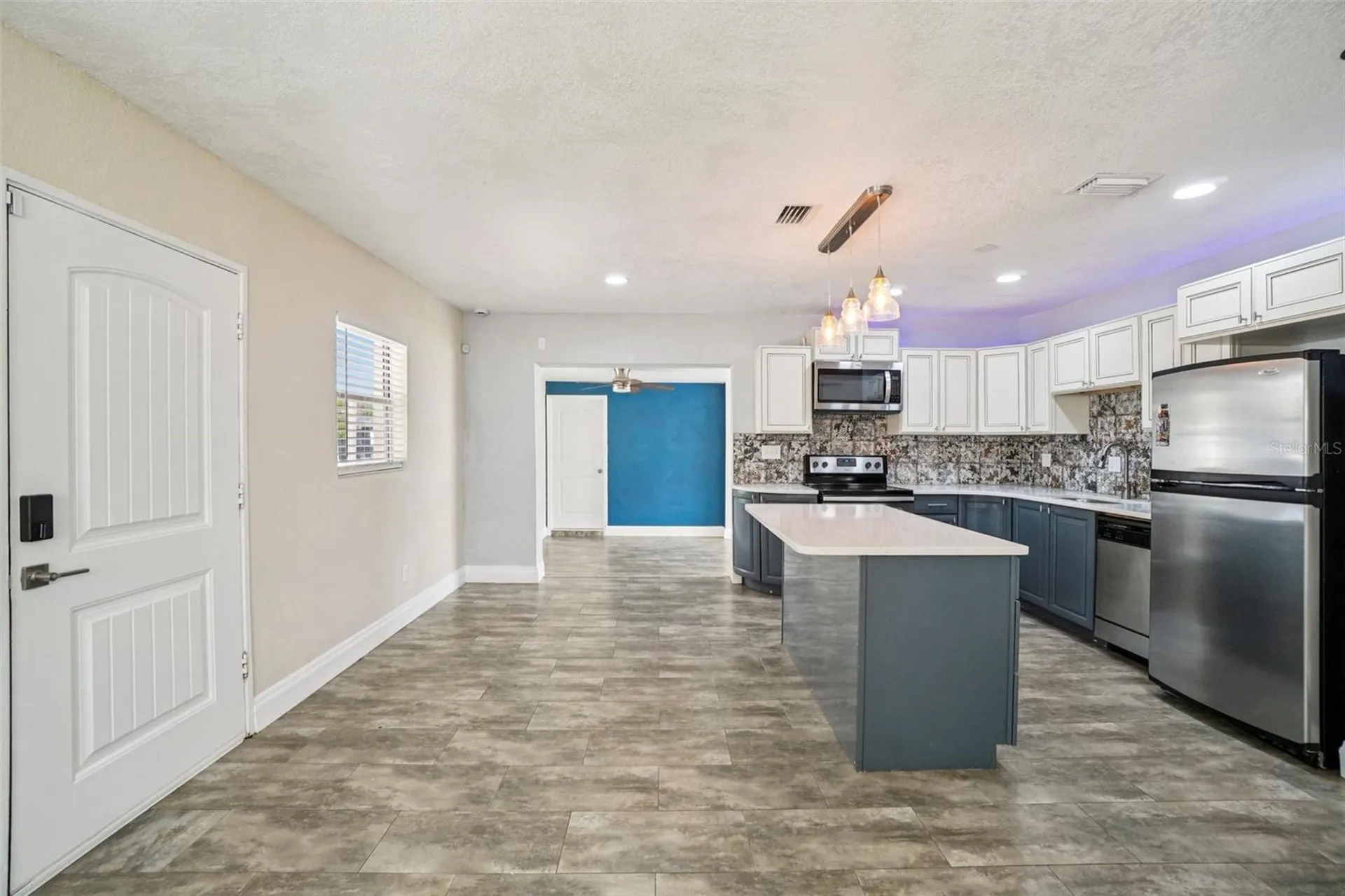 541 Firefly Lane Apollo Beach FL 33572