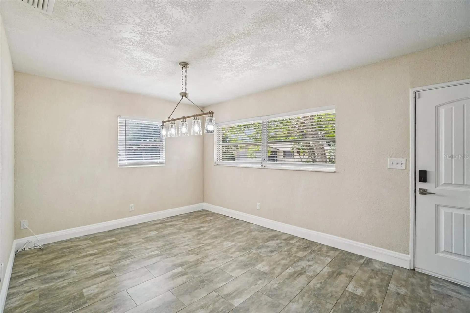 541 Firefly Lane Apollo Beach FL 33572
