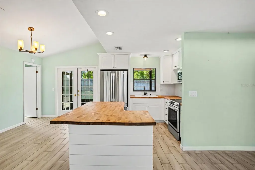 2726 Blossom Lake Drive Holiday FL 34691