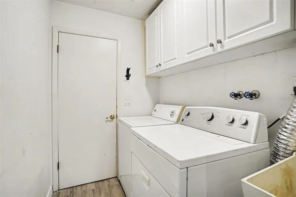2726 Blossom Lake Drive Holiday FL 34691