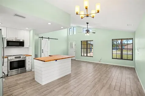 2726 Blossom Lake Drive Holiday FL 34691