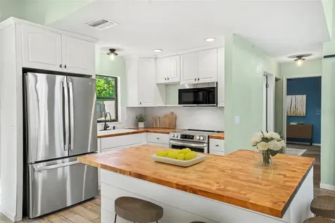 2726 Blossom Lake Drive Holiday FL 34691