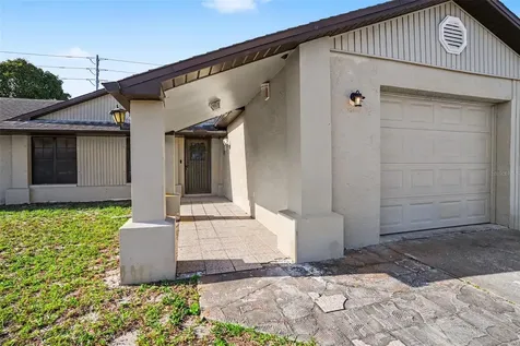 2726 Blossom Lake Drive Holiday FL 34691