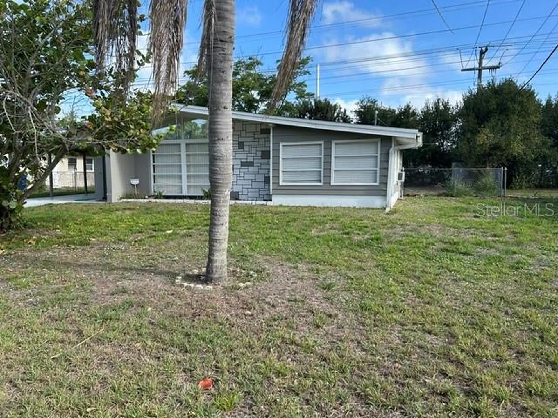 3707 Schwalbe Drive Sarasota FL 34235