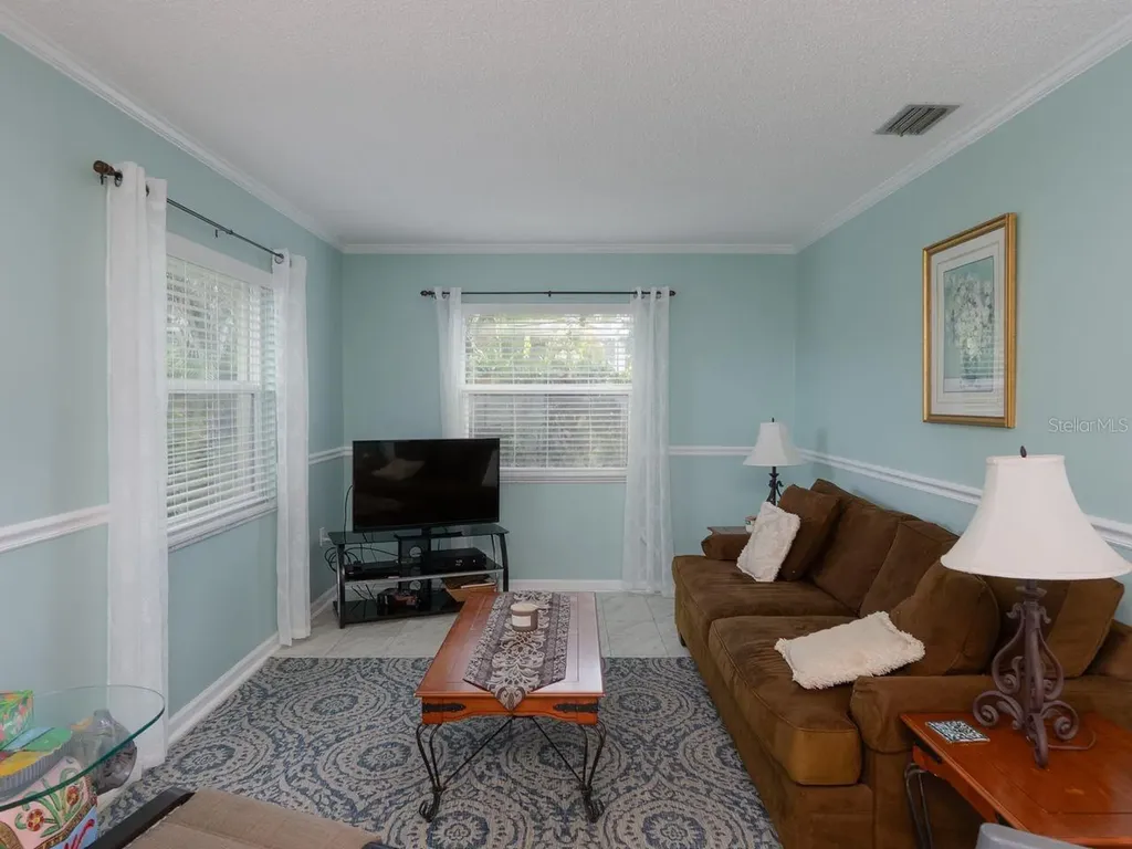 6 Pine Ridge Way Englewood FL 34223