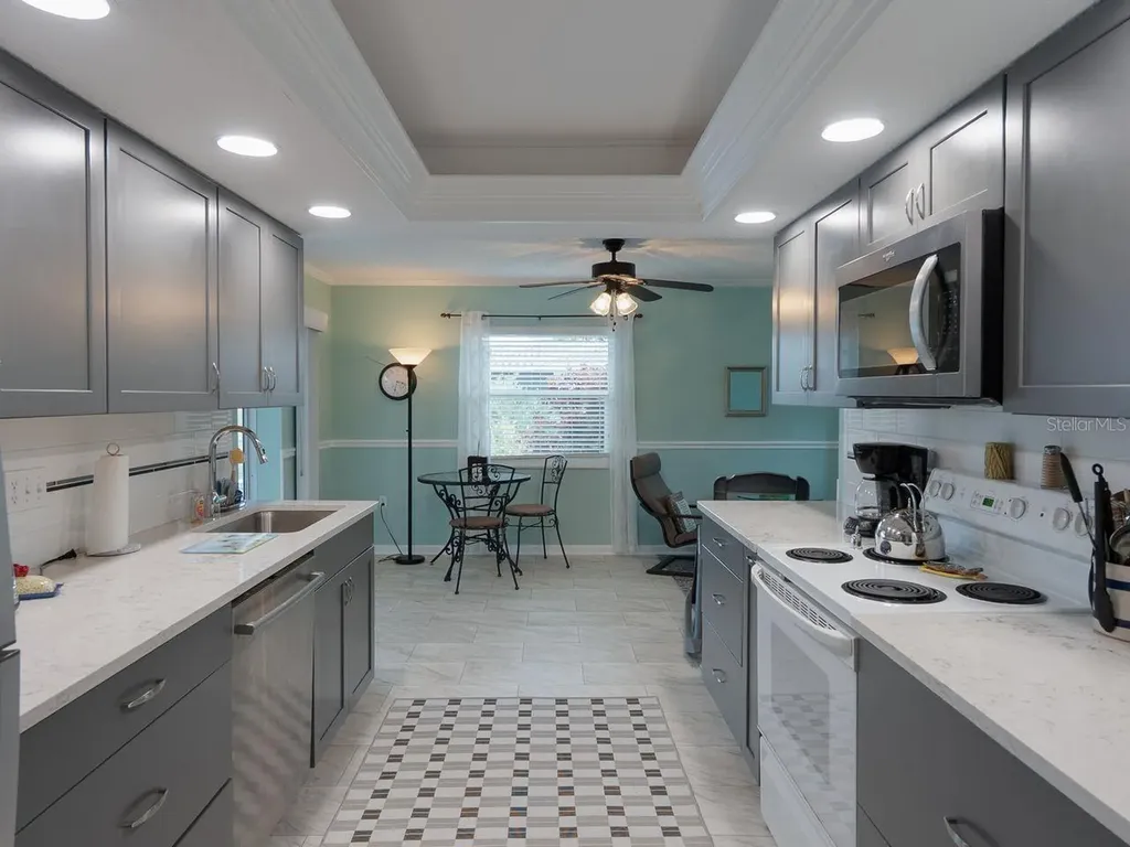 6 Pine Ridge Way Englewood FL 34223