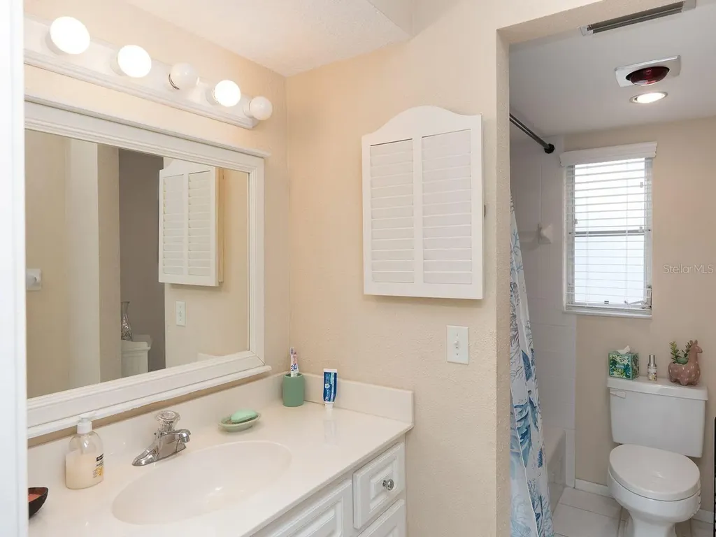 6 Pine Ridge Way Englewood FL 34223
