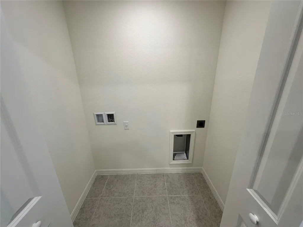 41 Round Tree Drive Palm Coast FL 32164