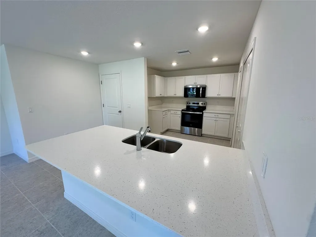 41 Round Tree Drive Palm Coast FL 32164