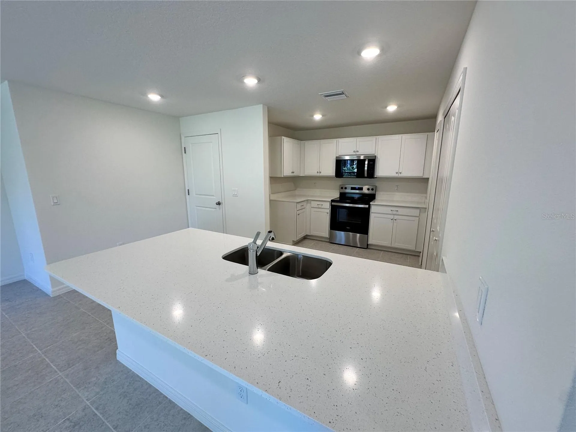 41 Round Tree Drive Palm Coast FL 32164