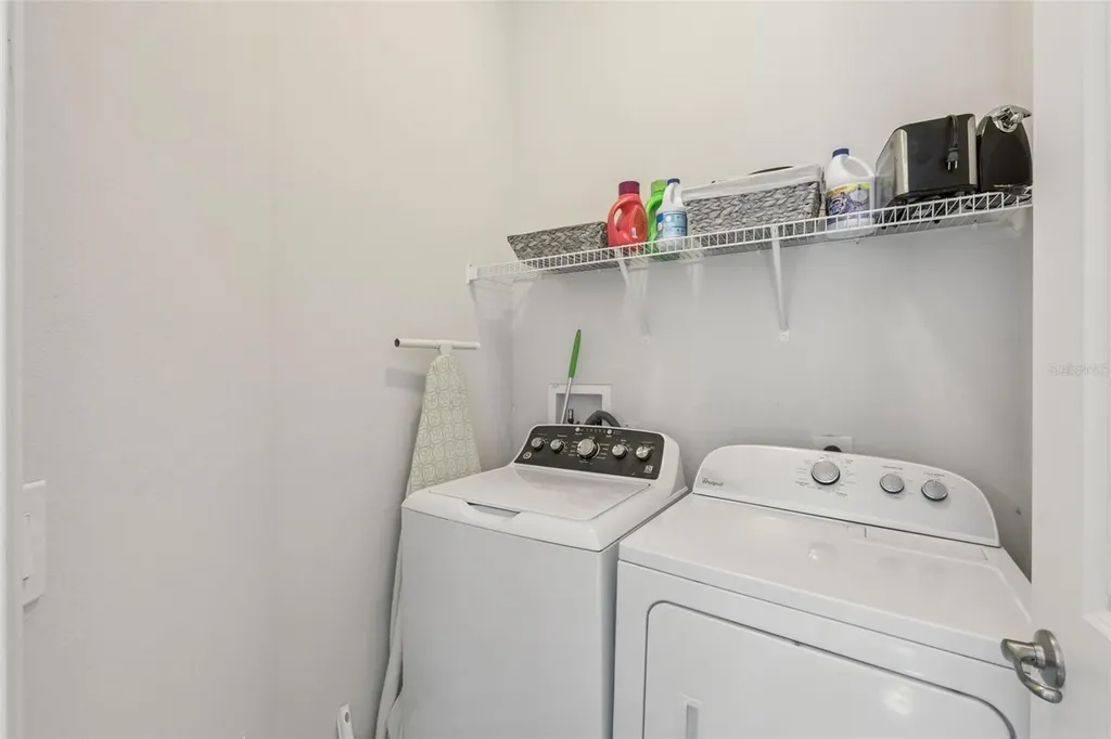 24414 Woodhill Court Sorrento FL 32776