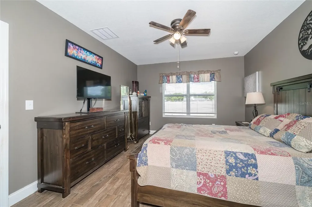 35900 Hillbrook Avenue Zephyrhills FL 33541