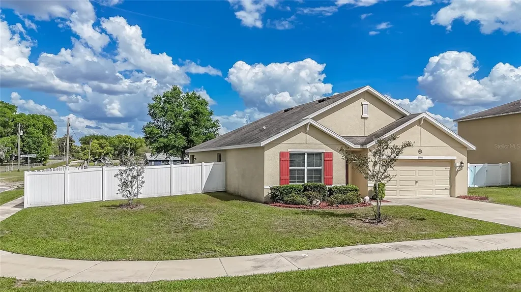 35900 Hillbrook Avenue Zephyrhills FL 33541