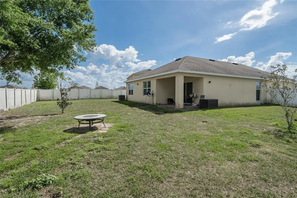 35900 Hillbrook Avenue Zephyrhills FL 33541